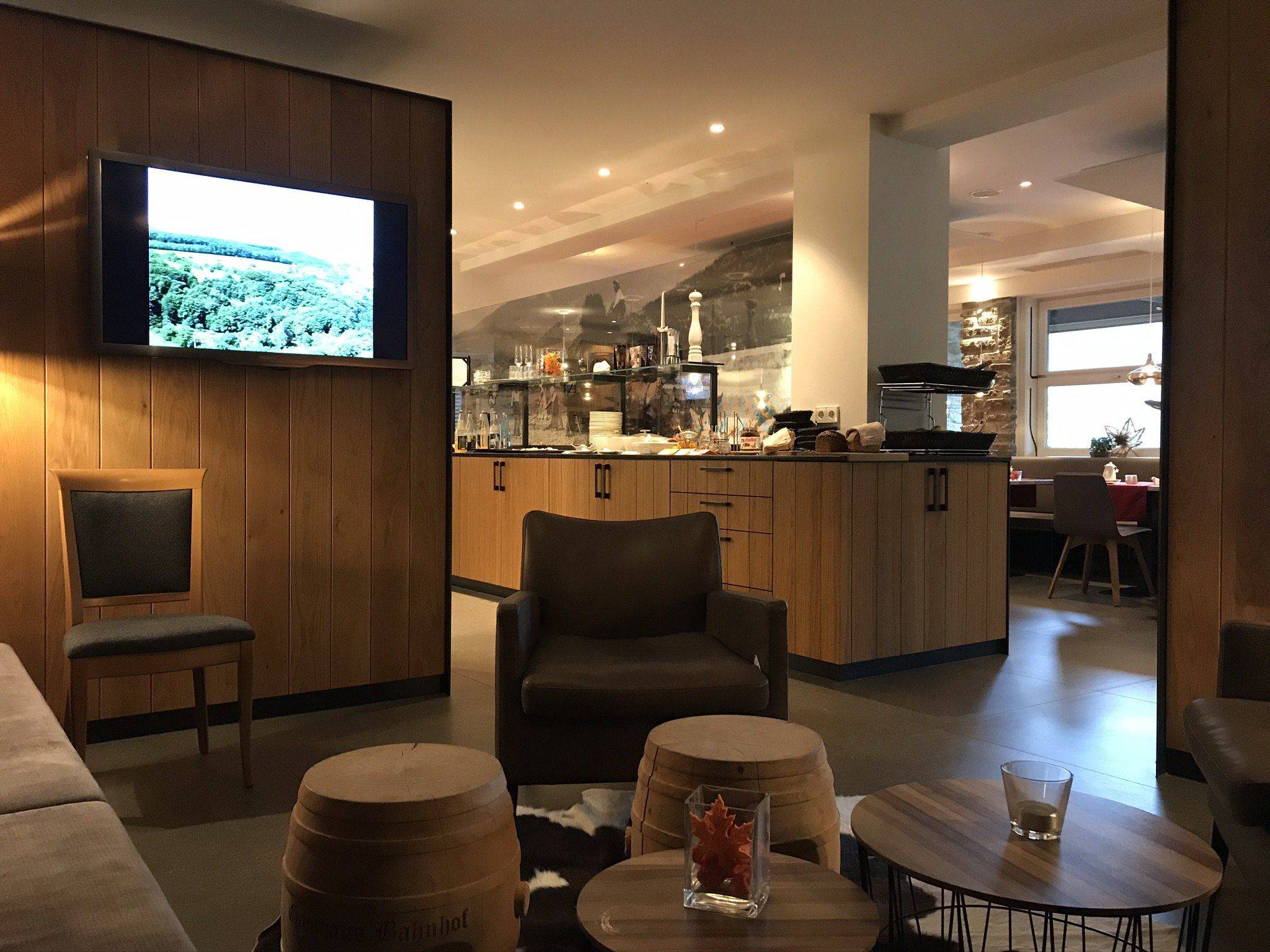 Kirnbacher Hof Sitzgruppe im Restaurant