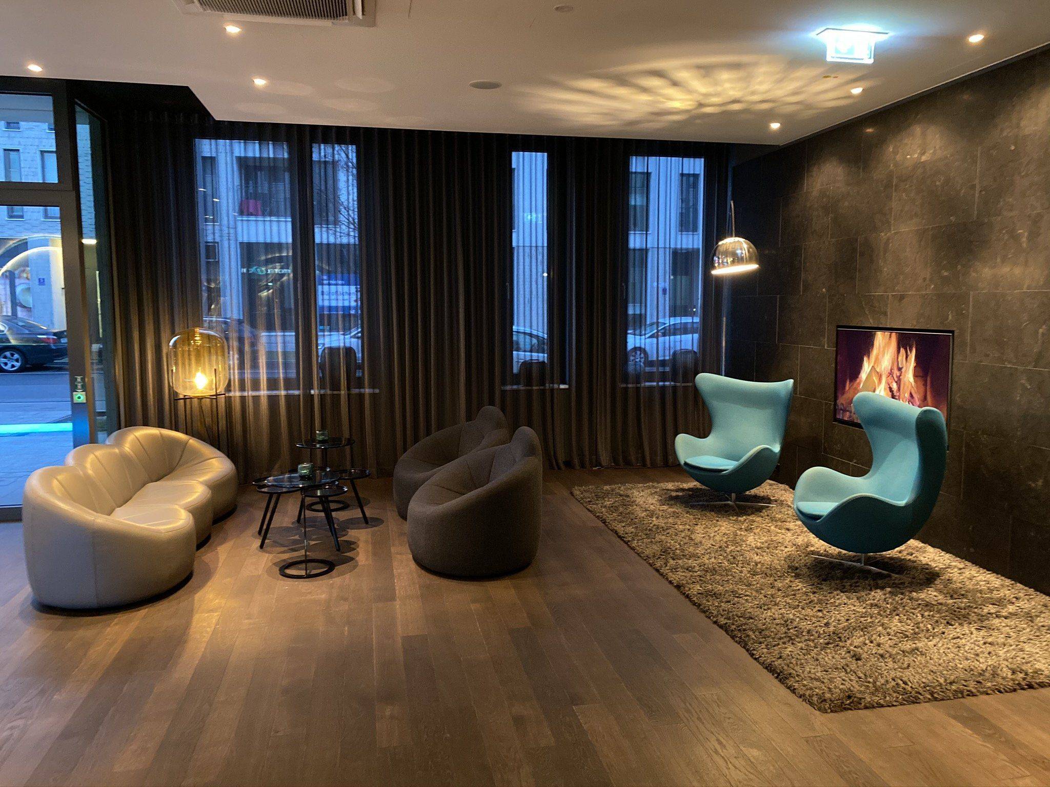 Motel One München Lounge Ecke