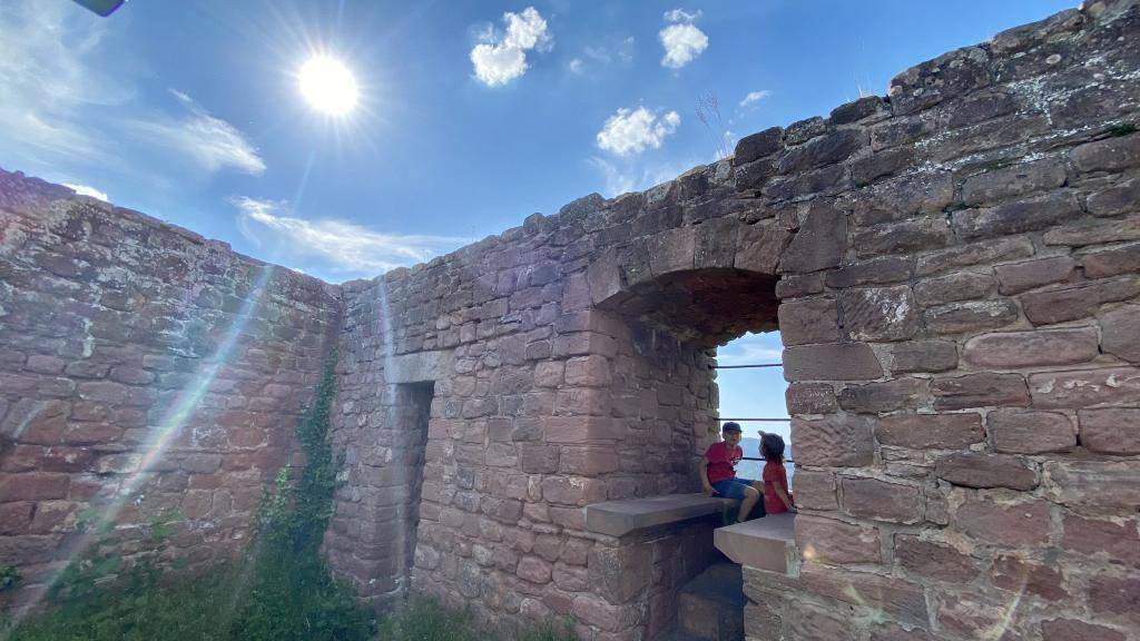 Burg-Lindenbrunn-Innenbereich