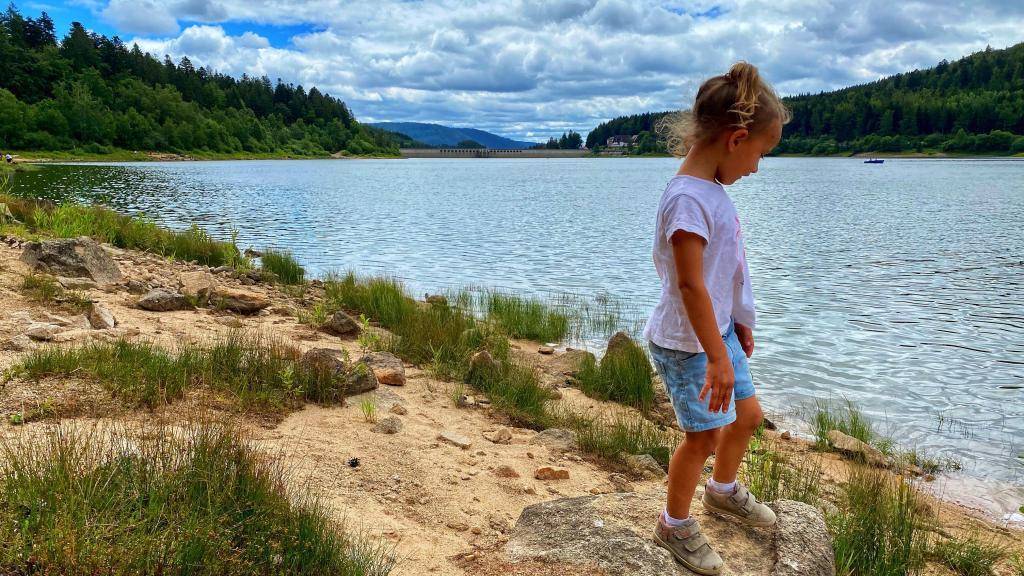 Wandern am Stausee