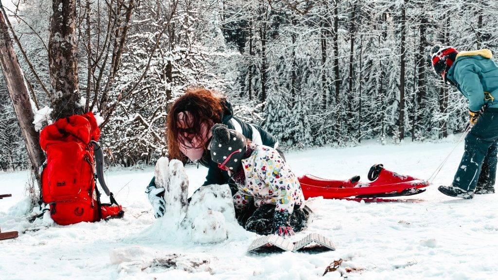 Iglu Kinder Winter