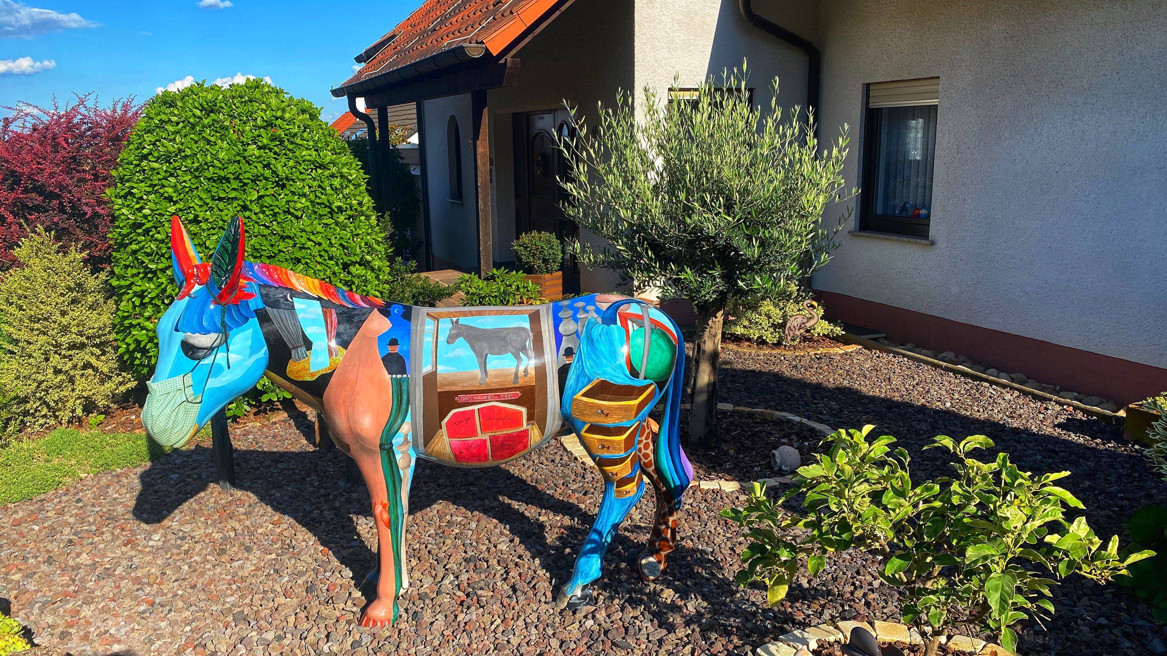 Eschbach Esel Vorgarten