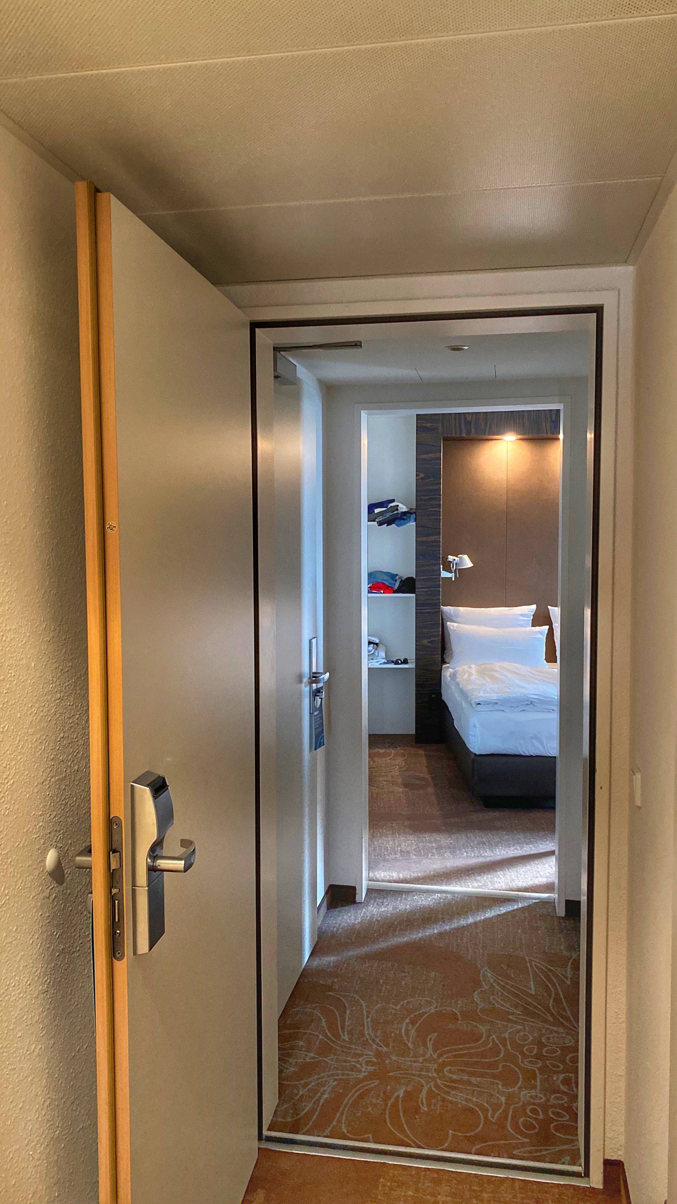 Motel One Hamburg am Michel Familienzimmer Verbindungstür
