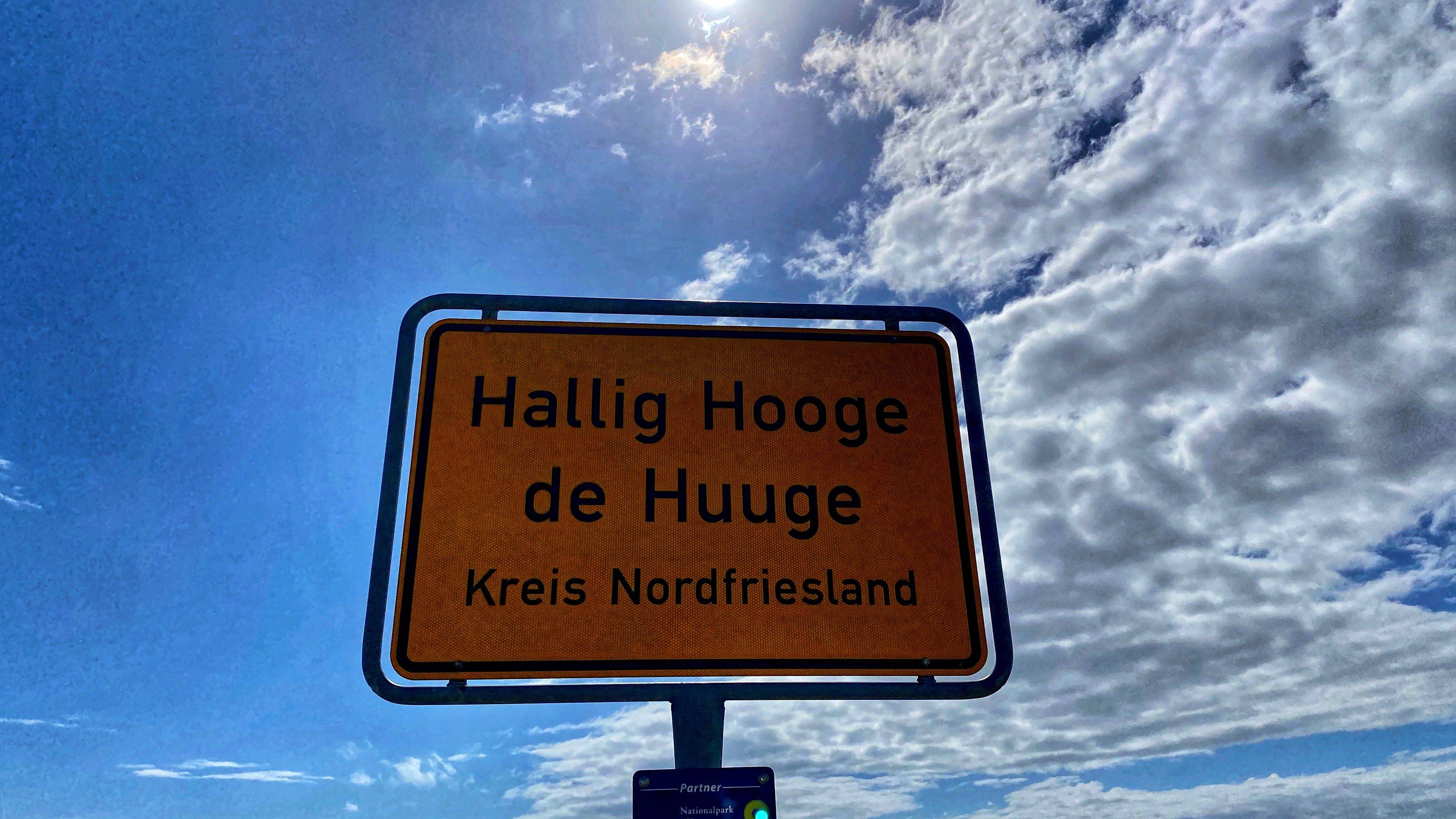 Ortsschild Hallig Hooge