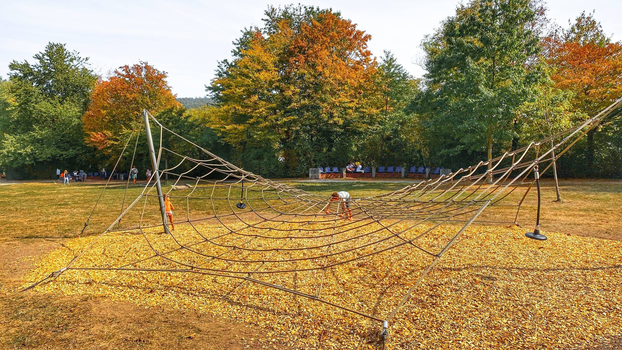 Kletternetz Spielplatz Ettlingen
