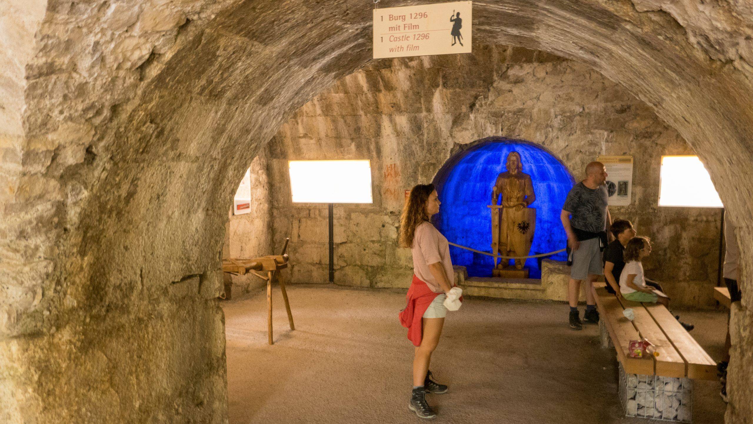 Ausstellung Burguine Ehrenberg