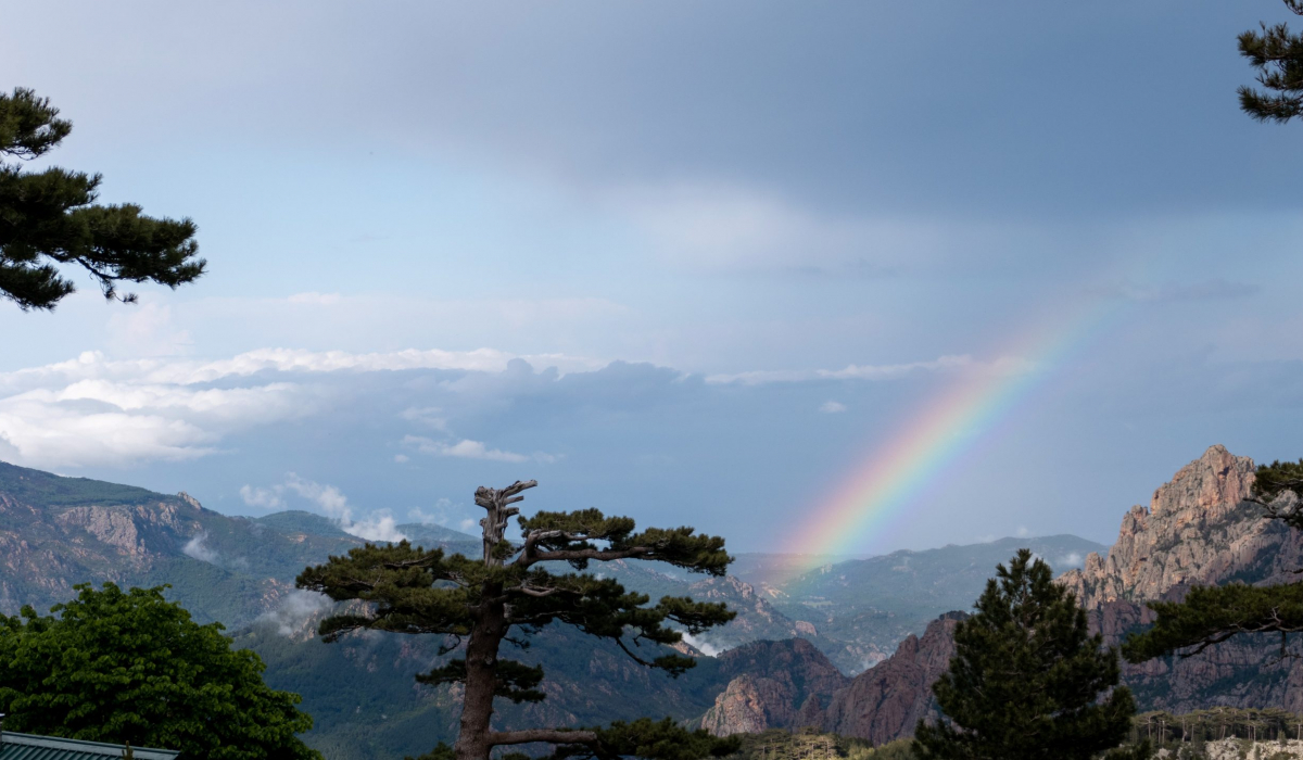 Regenbogen Gebirge
