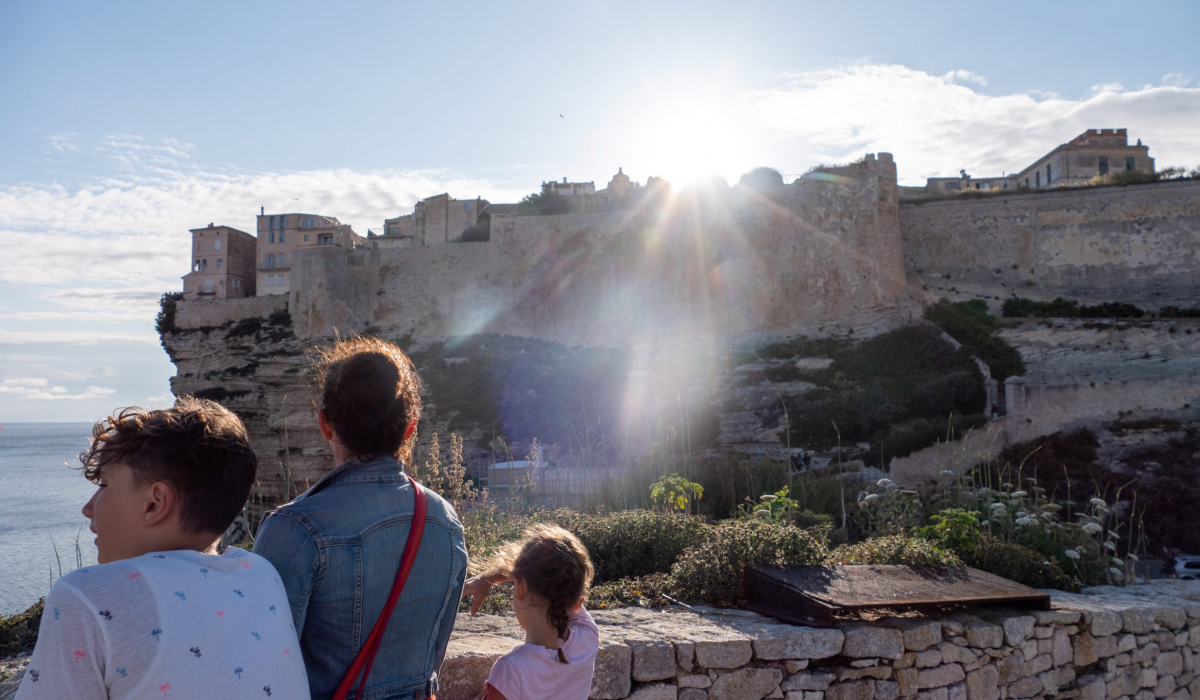 Sonnenuntergang Bonifacio Skyline